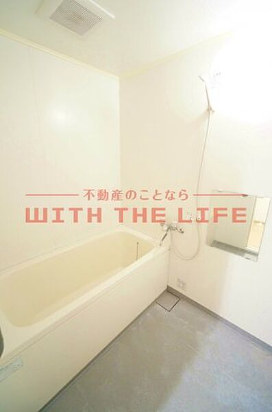 画像17:落ち着いた空間のお風呂です