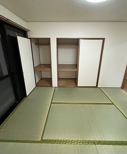 画像13:日本らしい落ち着いた雰囲気の和室です