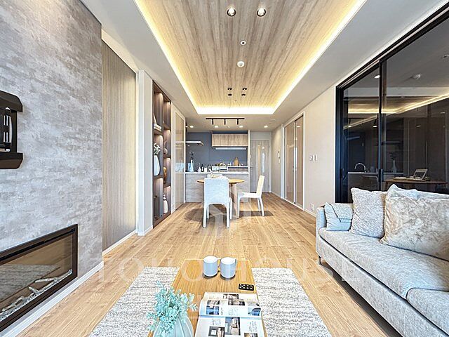 リビング/ダイニング クロスエアタワー 36階/-