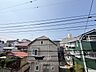 バルコニー：手を伸ばせば、ふれることが出来そうな環境が、そのままインテリアになったような印象です。