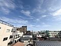 手を伸ばせば、...