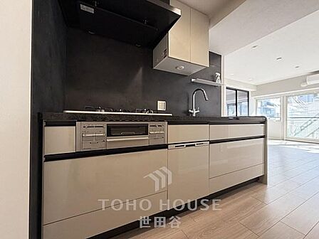 角部屋住戸・南西向き。是非お気軽にお問い合わせください。