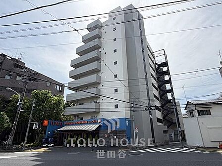 新規内装フルリフォーム物件です。(26年4月完工)最上階・角部屋陽当たり・眺望良好トランクルーム付き(無償)