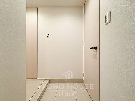 新規リノベーション(26年4月完工)「四谷」駅まで徒歩5分◇2020年築◇ペット飼育相談可◇テラス付き