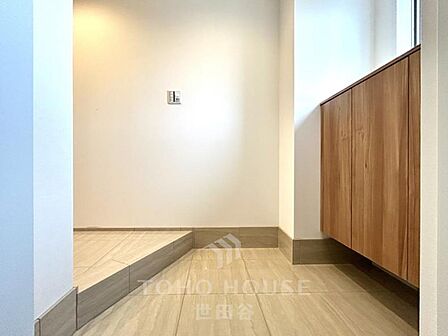 内装プラン作成中です。南向き・陽当り良好◎三方角部屋です。是非お気軽にお問い合わせください。