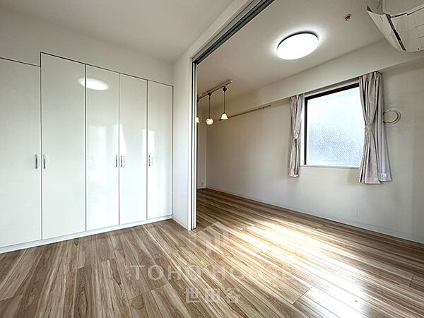 寝室を拡大表示