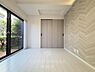 寝室：新規リノベーション(26年3月完工)14.61m2の専用庭付き住戸♪是非お気軽にお問い合わせください。