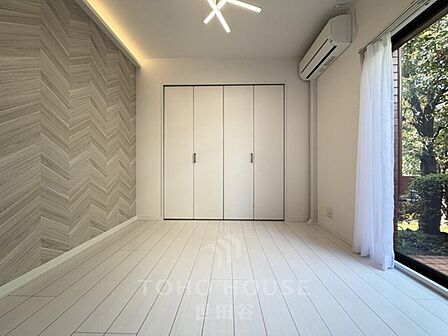 新規リノベーション(26年3月完工)14.61m2の専用庭付き住戸♪是非お気軽にお問い合わせください。