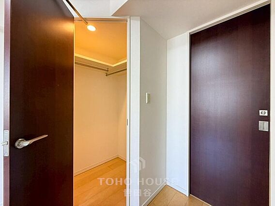 建物内部の収納...