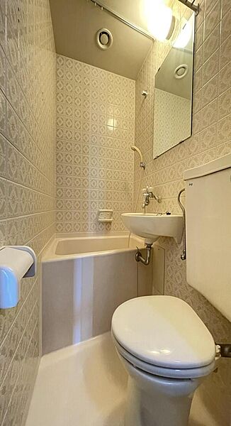 トイレを拡大表示