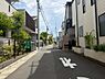 外観：前面道路
