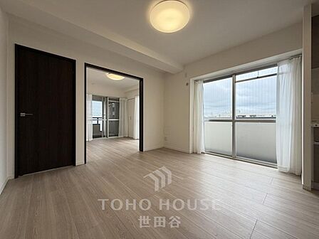 新規リノベーション(26年6月完工)風通し良好な角部屋住戸。是非お気軽にお問い合わせください。