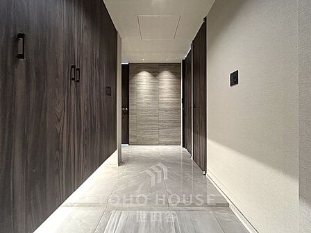 新規リノベーション物件です!閑静で小高い丘に建つタワーレジデンス!是非お気軽にお問い合わせください