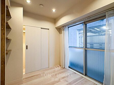 リノベーション完工。角部屋住戸、L字バルコニー。駅まで徒歩5分・複数路線利用可