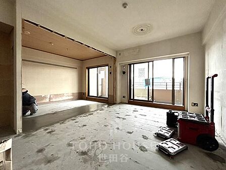 駅まで徒歩2分。オートロック・宅配ボックス付き。是非お気軽にお問い合わせください。