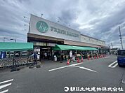 トップフレッシュマーケット深大寺店まで約450ｍ！