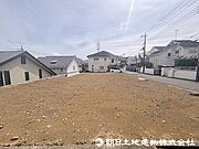 高さ制限の有る「低層住居専用地域」の落ち着いた街並みが魅力です！