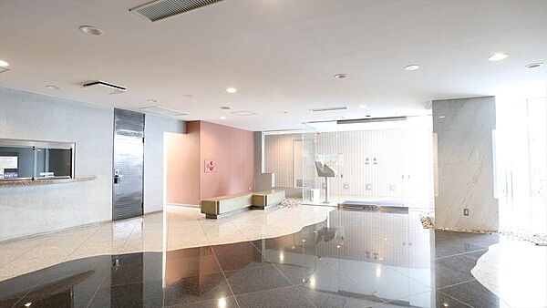 エントランスを拡大表示