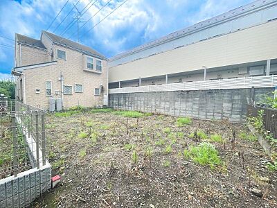 外観：【土地】日当たり良好、閑静な住宅街です。建築条件なし！