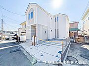 【外観】お部屋の明るさやリビングの広さ、お手持ちの家具の配置など違う視点で見ると新居での家族の過ごし方も感じ取れます