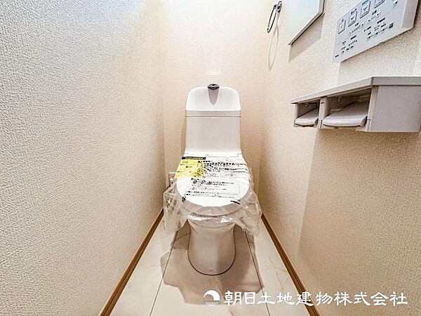 トイレを拡大表示