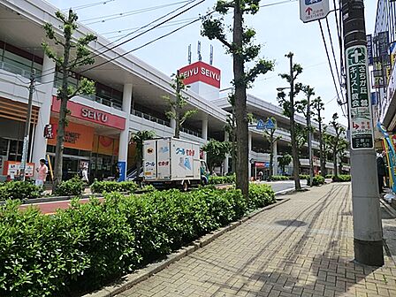 西友二俣川店550m