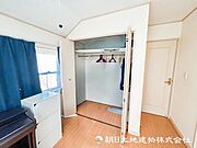 【洋室】お手持ちの家具とも合わせやすいスタンダードな洋室です
