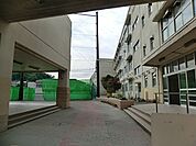横浜市立岡村中学校510ｍ
