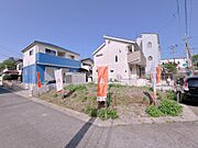 建築条件無し売地は住宅を建てる際に、施工会社を自分で選ぶことができるため自由度が高く、自分だけの注文住宅を建てることができます。（2026年4月撮影）