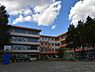 周辺：千葉市立弥生小学校（約300m）