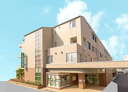 共立習志野台病院(約270m)徒歩4分の距離にある病院です。急な体調不良の際も安心ですね。