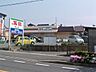 周辺：【スーパー】万惣　焼山店まで844ｍ