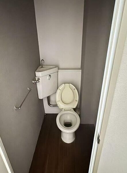 トイレを拡大表示
