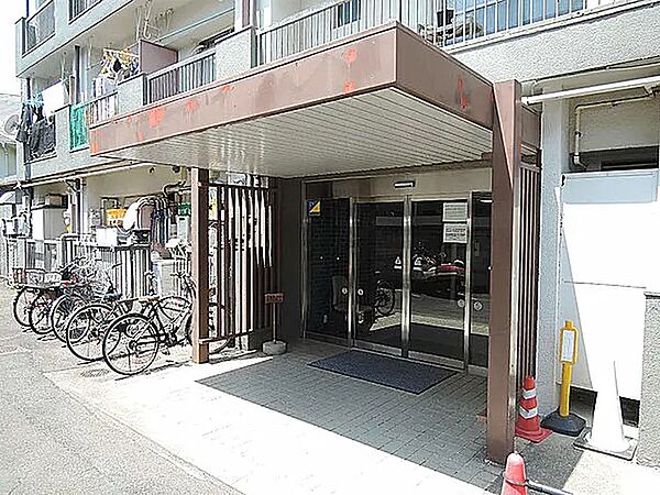エントランスを拡大表示