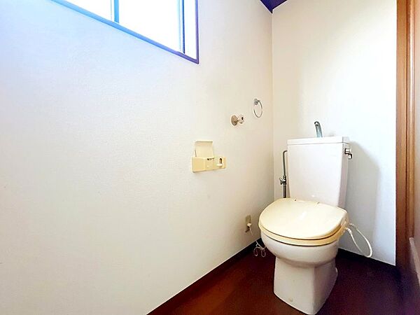 トイレを拡大表示