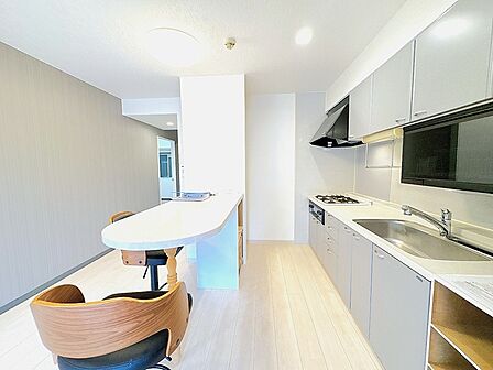 空間を活かせるキッチン◎作業スペースが広く効率UP♪毎日楽しく料理が出来そう◎