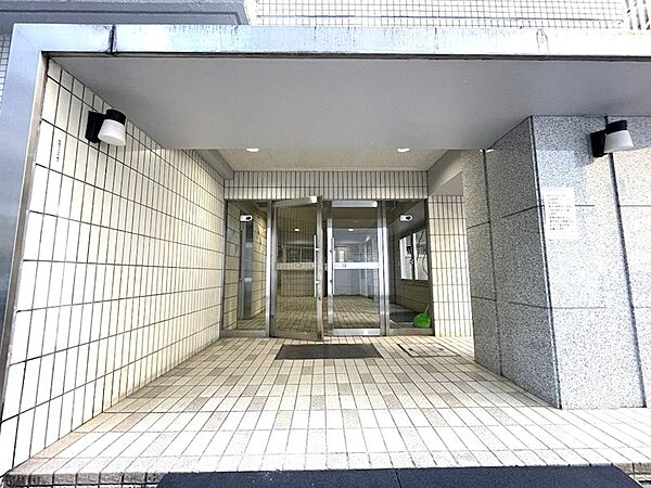 エントランスを拡大表示