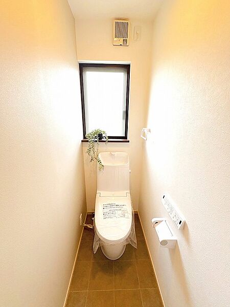 トイレを拡大表示