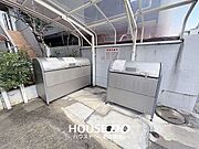 ■ゴミ捨て場は扉がついていますので荒らされる心配が少なく、臭いも気になりにくいです！