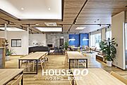 ■阪急三国駅から徒歩1分！■当社は地域密着を大切にした不動産屋さんです！■淀川エリア・吹田市・豊中市の不動産のことならハウスドゥ新大阪北にお任せください！■ハウスドゥの青い看板が目印です♪