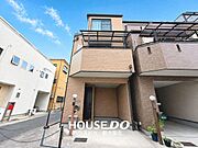■築16年で新耐震基準で建築された安心感のある3階建て住宅です！■阪急宝塚線「三国」駅徒歩6分で人気の角地物件です！