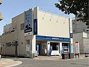 ■弊社は三国駅の目の前にある大型店舗です！■広々とした、カフェのような店舗です◎