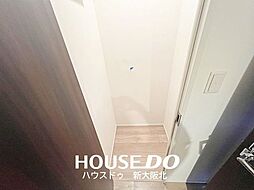 ■廊下側に納戸やキッチン横に物置を設けております◎■造り付けの収納は地震の揺れで倒れる心配がないので、防災面でも安心です！