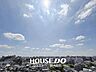 その他：■バルコニーからの眺望です！高層階で見通しの良い景色をお楽しみください！■目の前を遮る建物がないため、自然の光がしっかりと差し込む気持ちの良いバルコニーです♪