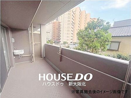 ■陽当り・通風・眺望良好のゆとりのあるバルコニー!■南向きで陽当り良好!毎日のお洗濯も快適です!