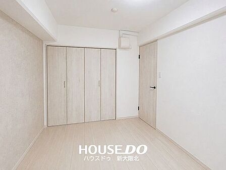 ■こちらのお部屋はリビングを通らずに入室できるため独立性が高く、プライベートを大切にするご家族にもオススメです◎