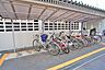その他：■屋根付き駐輪場！雨が降っても大事な自転車が傷みにくくいいですね！