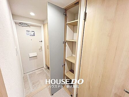 ■廊下にも収納がございます◎■可動棚になっているのでお好みのレイアウトに変更してお使いいただけますよ!