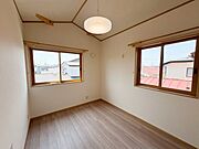 室内(2025年6月)撮影◎本日案内可能◎全居室2面採光で収納付きとなっております！