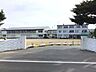周辺：八戸市立白銀小学校 860m